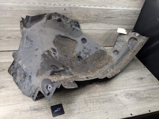 OEM BMW G30 530 540 M550 M SPORT Front Left Driver Fender Liner Splash Shield