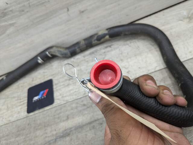 OEM BMW G11 G12 G30 M550 750 Engine N63R Water Pump Coolant Hose Tube Pipe