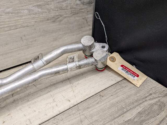 16-19 OEM BMW F90 G12 750 G30 M550 AT Transmission Oil Cooler Line Return Flow