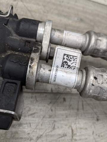 16-19 OEM BMW F90 G12 750 G30 M550 AT Transmission Oil Cooler Line Return Flow