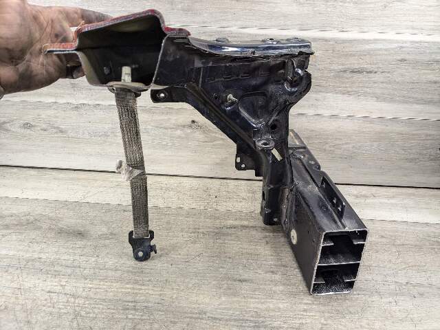 OEM BMW G30 530 540 M550 Front Left Driver Side Apron CUT Supporting Strut