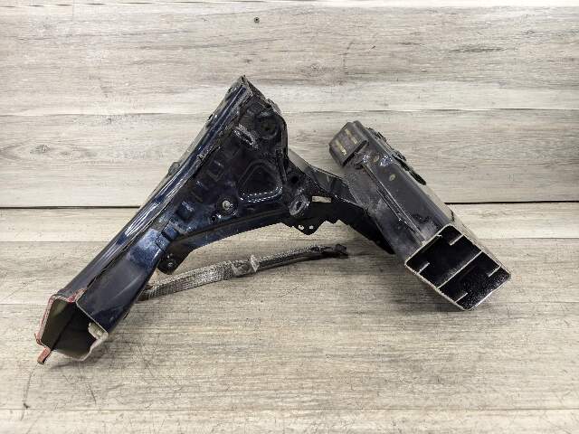 OEM BMW G30 530 540 M550 Front Left Driver Side Apron CUT Supporting Strut