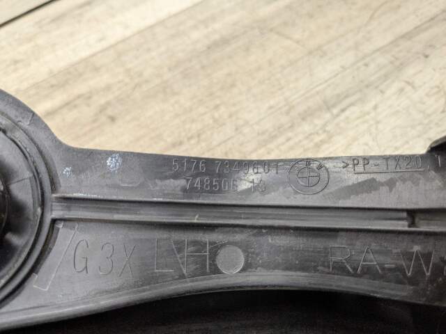 OEM BMW F90 M5 G30 530 540 M550 Left Right Hood Bonnet Gasket Seal Strip Cover