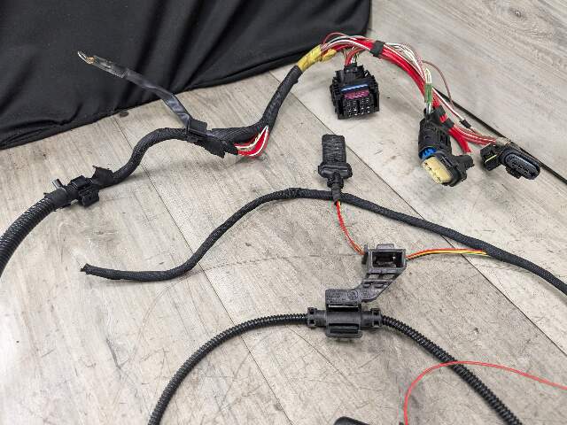 OEM BMW G11 G12 750 G30 M550 AWD Engine N63R Wiring Wire Harness Module 5-8