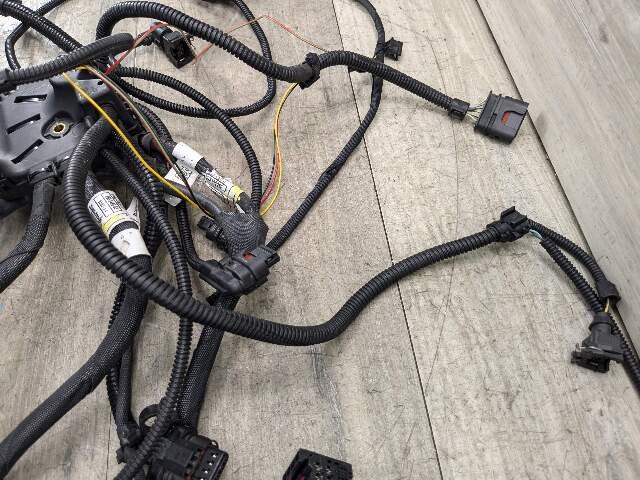 OEM BMW G11 G12 750 G30 M550 AWD Engine N63R Wiring Wire Harness Module 5-8