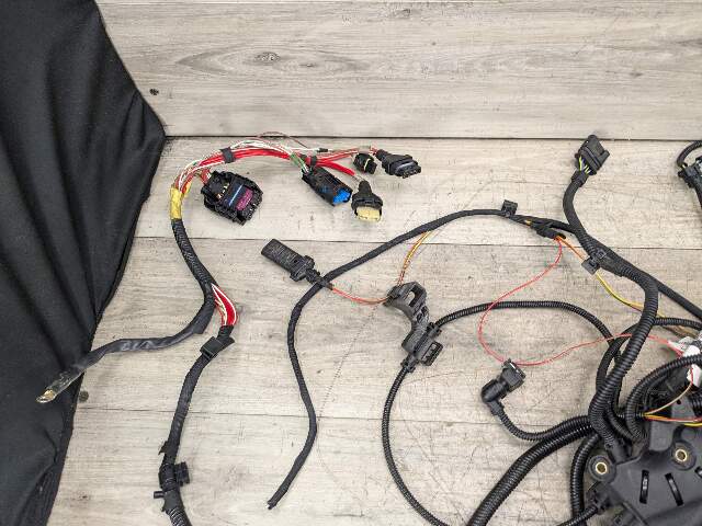OEM BMW G11 G12 750 G30 M550 AWD Engine N63R Wiring Wire Harness Module 5-8