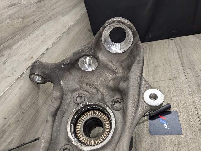 17-20 OEM BMW G30 530 540 550 AWD Front Left Hub Spindle Knuckle Wheel Bearing