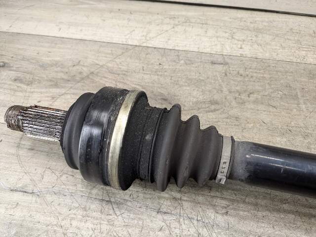 07-13 OEM BMW E88 E90 E82 DCT / MT Rear Right Axle Output Half Shaft Assembly