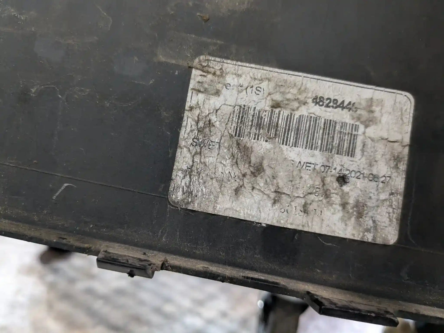 DAMAGE* 19-21 OEM BMW G20 G21 330 Front Bumper Cover Panel Black 475