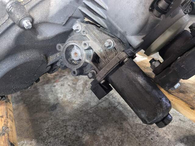 07-14 OEM BMW E70 E71 X5 X6 AWD Transmission Transfer Case Gearbox ATC 700