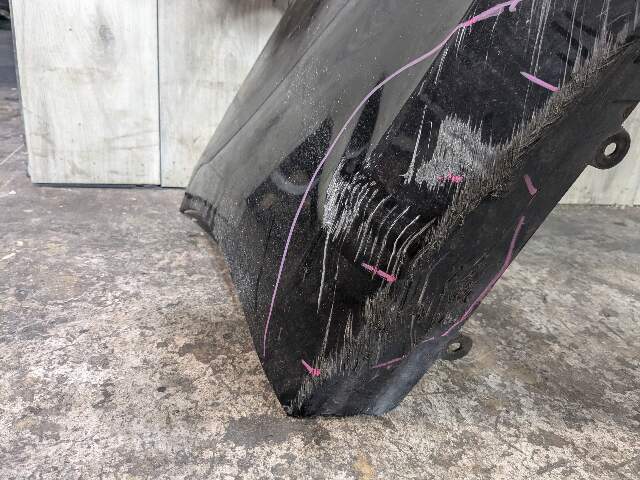 DAMAGE* 19-21 OEM BMW G20 330 Rear Bumper Cover Panel Dual Exhaust Black 475