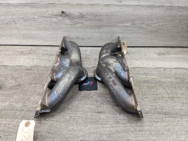 OEM BMW G11 G12 G30 Engine N63R V8 4.4L Twin Turbo Exhaust Manifold Headers SET