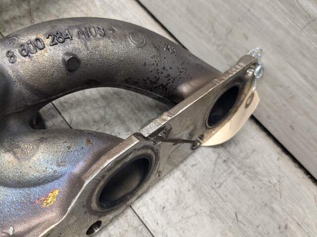 OEM BMW G11 G12 G30 Engine N63R V8 4.4L Twin Turbo Exhaust Manifold Headers SET