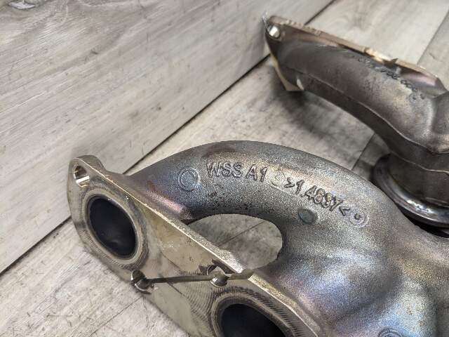OEM BMW G11 G12 G30 Engine N63R V8 4.4L Twin Turbo Exhaust Manifold Headers SET