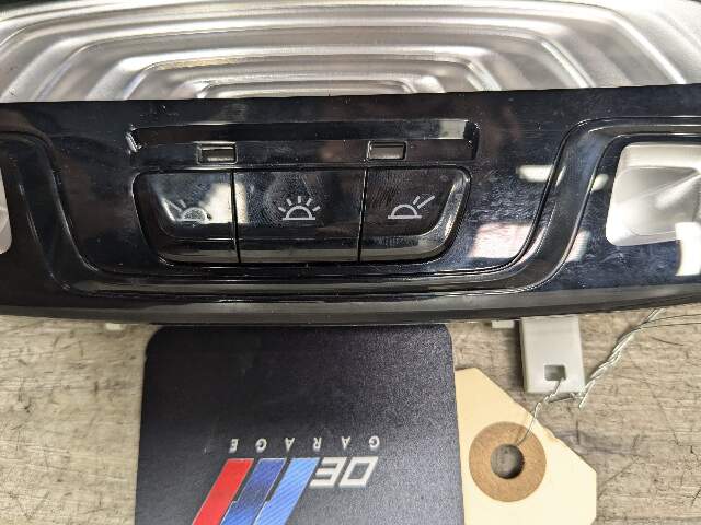 17-22 OEM BMW G30 G12 F90 M5 G01 X3 G02 X4 Rear Dome Reading Light LED Panel