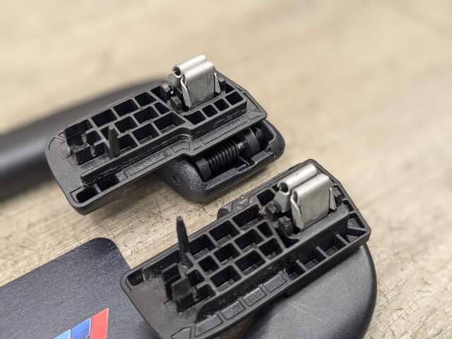 17-23 OEM BMW G30 520 530 540 M550 Interior Roof Top Grab Handle SET Black
