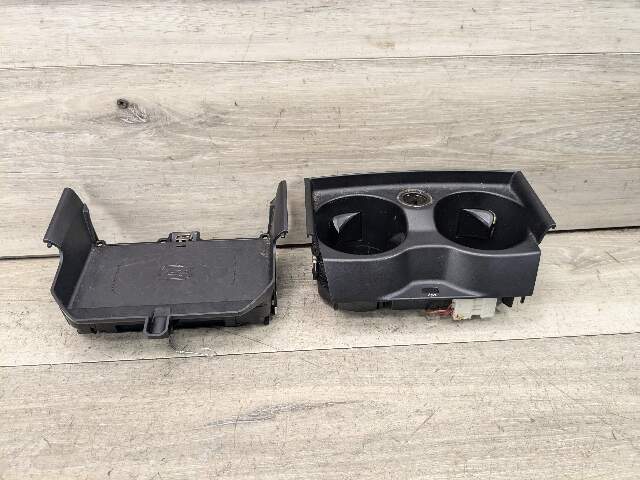 17-23 OEM BMW G30 540I Center Console Cup Holder Wireless Phone Device Charger