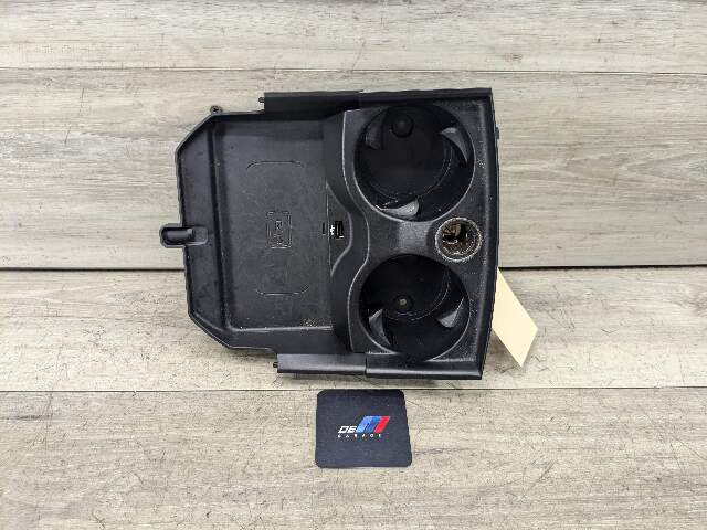 17-23 OEM BMW G30 540I Center Console Cup Holder Wireless Phone Device Charger