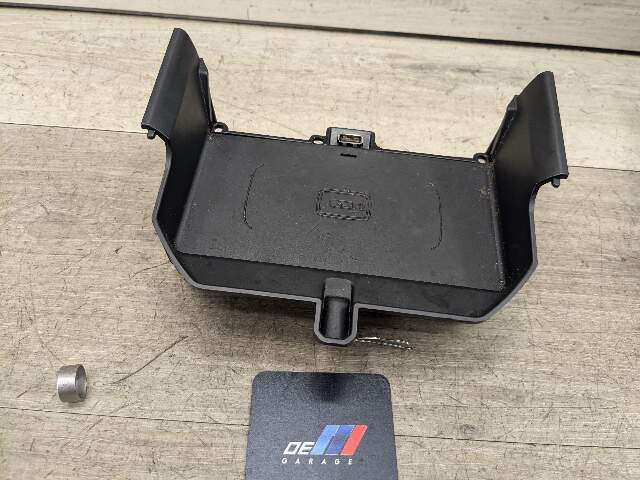 17-23 OEM BMW G30 540I Center Console Cup Holder Wireless Phone Device Charger