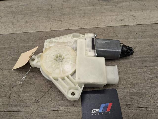 17-22 OEM BMW F90 M5 G30 Rear Right Passenger Side Door Window Regulator Motor