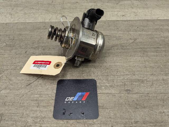 16-20 OEM BMW G11 G12 750 G30 M550 Engine N63R HPFP High Pressure Fuel Pump