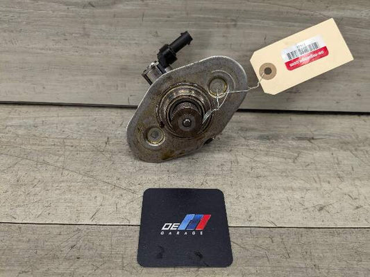 16-20 OEM BMW G11 G12 750 G30 M550 Engine N63R HPFP High Pressure Fuel Pump