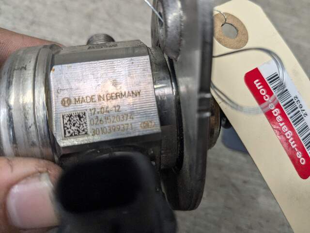 16-20 OEM BMW G11 G12 750 G30 M550 Engine N63R HPFP High Pressure Fuel Pump