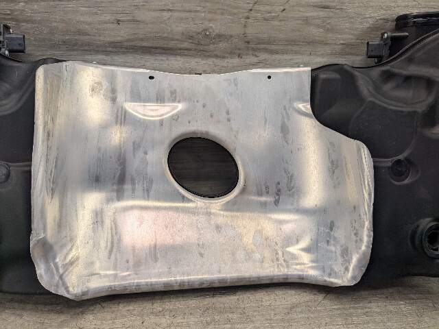 16-19 OEM BMW G30 G11 G12 M550 750 AWD AirBox Filter Cleaner Intake Muffler N63R
