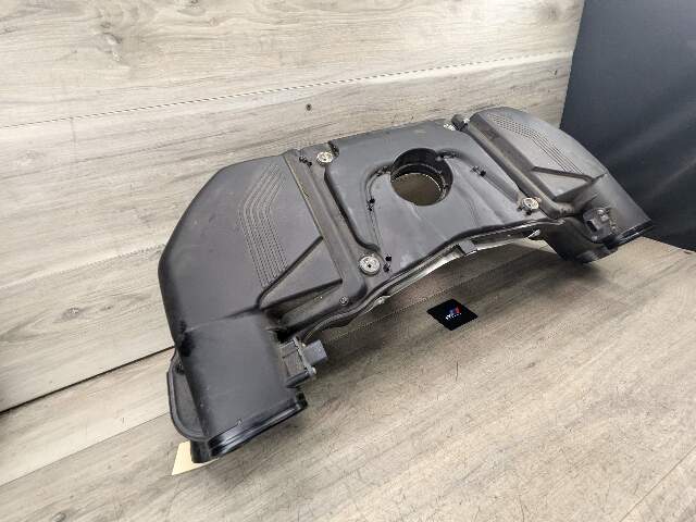 16-19 OEM BMW G30 G11 G12 M550 750 AWD AirBox Filter Cleaner Intake Muffler N63R