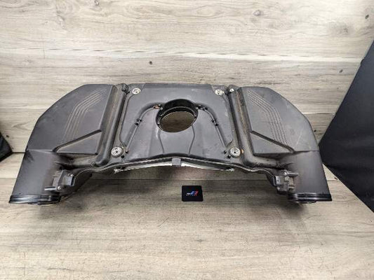 16-19 OEM BMW G30 G11 G12 M550 750 AWD AirBox Filter Cleaner Intake Muffler N63R