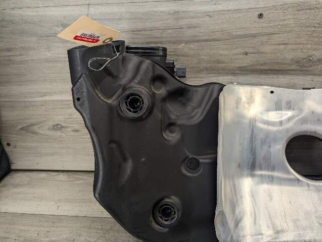 16-19 OEM BMW G30 G11 G12 M550 750 AWD AirBox Filter Cleaner Intake Muffler N63R
