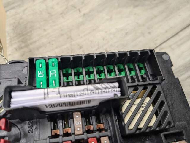17-21 OEM BMW G30 F90 M5 G11 G12 G14 G15 Rear Power Distribution Fuse Box