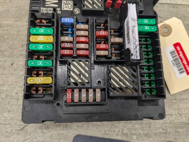 17-21 OEM BMW G30 F90 M5 G11 G12 G14 G15 Rear Power Distribution Fuse Box