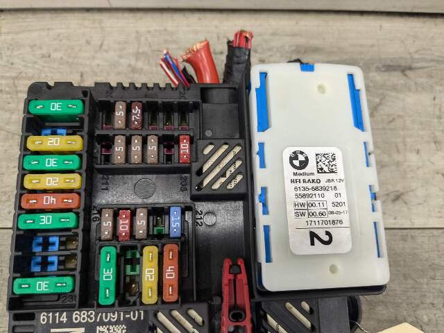 17-21 OEM BMW G30 F90 M5 G11 G12 G14 G15 Rear Power Distribution Fuse Box