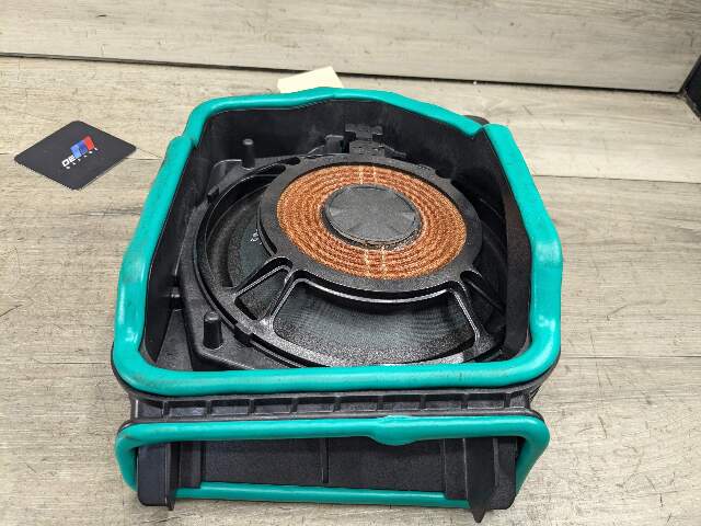 16-19 OEM BMW G30 G12 F90 Front Left Sub Subwoofer Audio Speaker Harman Kardon