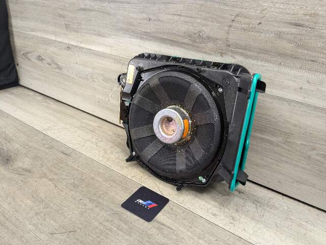 16-19 OEM BMW G30 G12 F90 Front Left Sub Subwoofer Audio Speaker Harman Kardon