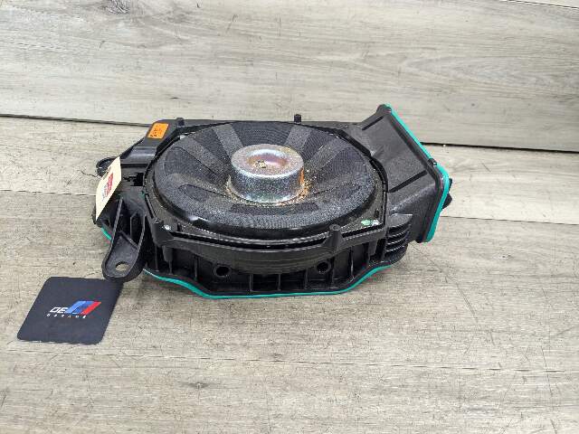 16-19 OEM BMW G30 G12 F90 Front Left Sub Subwoofer Audio Speaker Harman Kardon