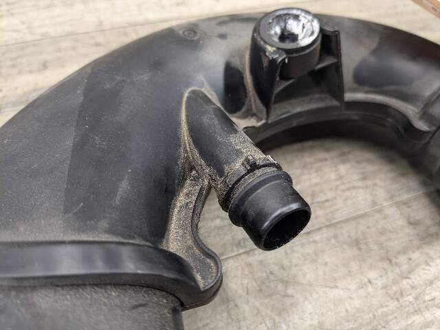 16-19 OEM BMW G11 G12 G30 750 Engine N63 Front Left Side Air Intake Hose Cyl 5-8