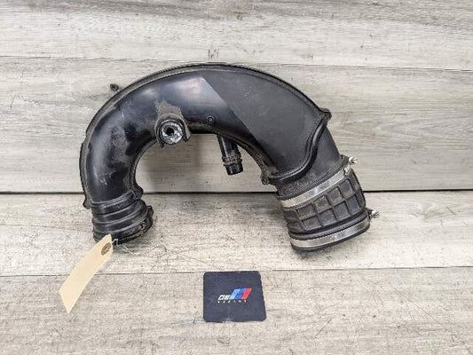16-19 OEM BMW G12 G30 750 Engine N63R Front Right Side Air Intake Hose Cyl 1-4