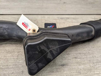 16-19 OEM BMW G11 G12 G30 750 Front Right Side Air Duct Intake Tube N63 Engine