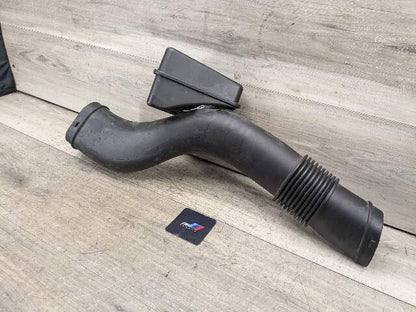 16-19 OEM BMW G11 G12 G30 750 Front Right Side Air Duct Intake Tube N63 Engine