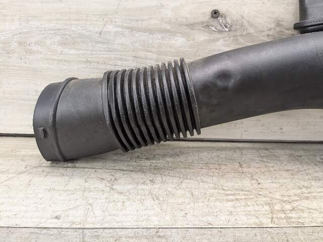 16-19 OEM BMW G11 G12 G30 750 Front Left Side Air Duct Intake Tube N63 Engine