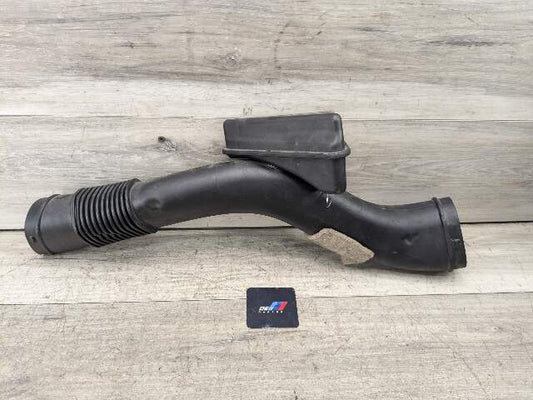 16-19 OEM BMW G11 G12 G30 750 Front Left Side Air Duct Intake Tube N63 Engine