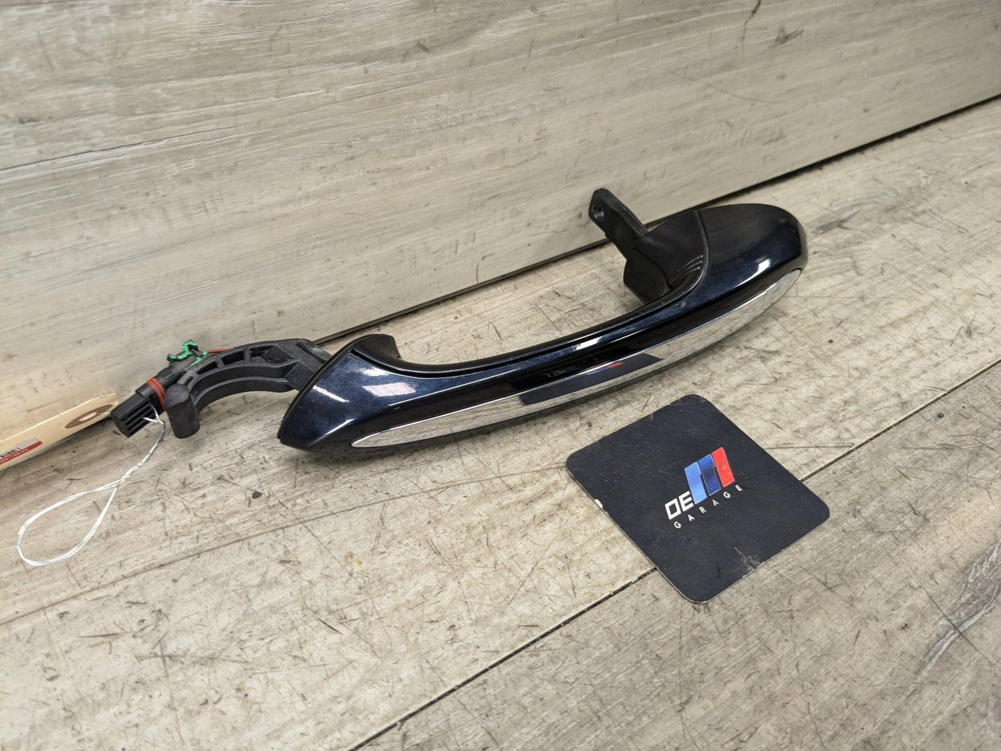 *DAMAGE* OEM BMW G20 F90 G30 530 540 M550 FRONT Left Driver Door Handle COMFORT