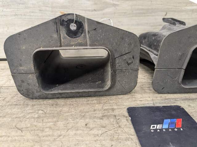 OEM BMW G30 530 540 M550 M SPORT Front Left Right Bumper Air Duct Brake Cover