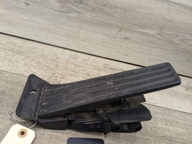 12-20 OEM BMW F16 F22 F30 F32 F34 F36 M3 M4 Accelerator Throttle Gas Pedal