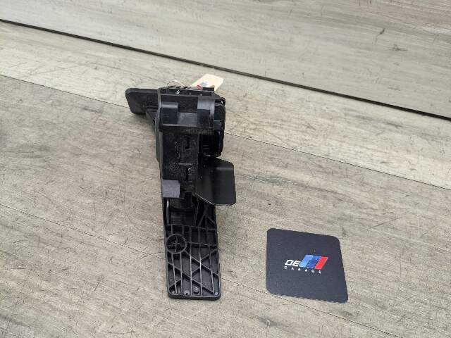 12-20 OEM BMW F16 F22 F30 F32 F34 F36 M3 M4 Accelerator Throttle Gas Pedal