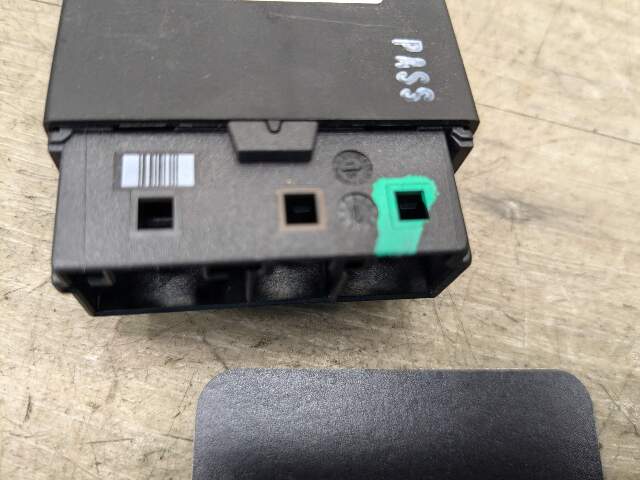 OEM BMW F01 F10 F25 F22 F30 F36 F80 HEATED Left Right Seat Control Module Unit