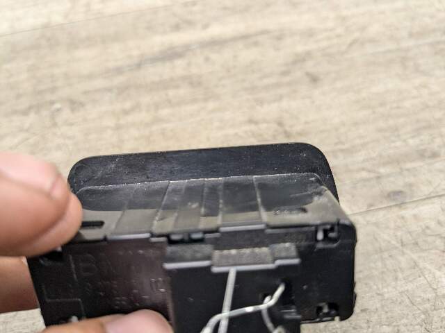 OEM BMW F16 G12 F36 F10 F15 F85 M5 G01 F97 X3 Rear Trunk Lid Center Lock Switch