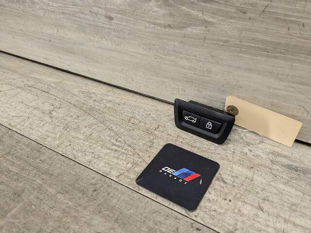 OEM BMW F16 G12 F36 F10 F15 F85 M5 G01 F97 X3 Rear Trunk Lid Center Lock Switch